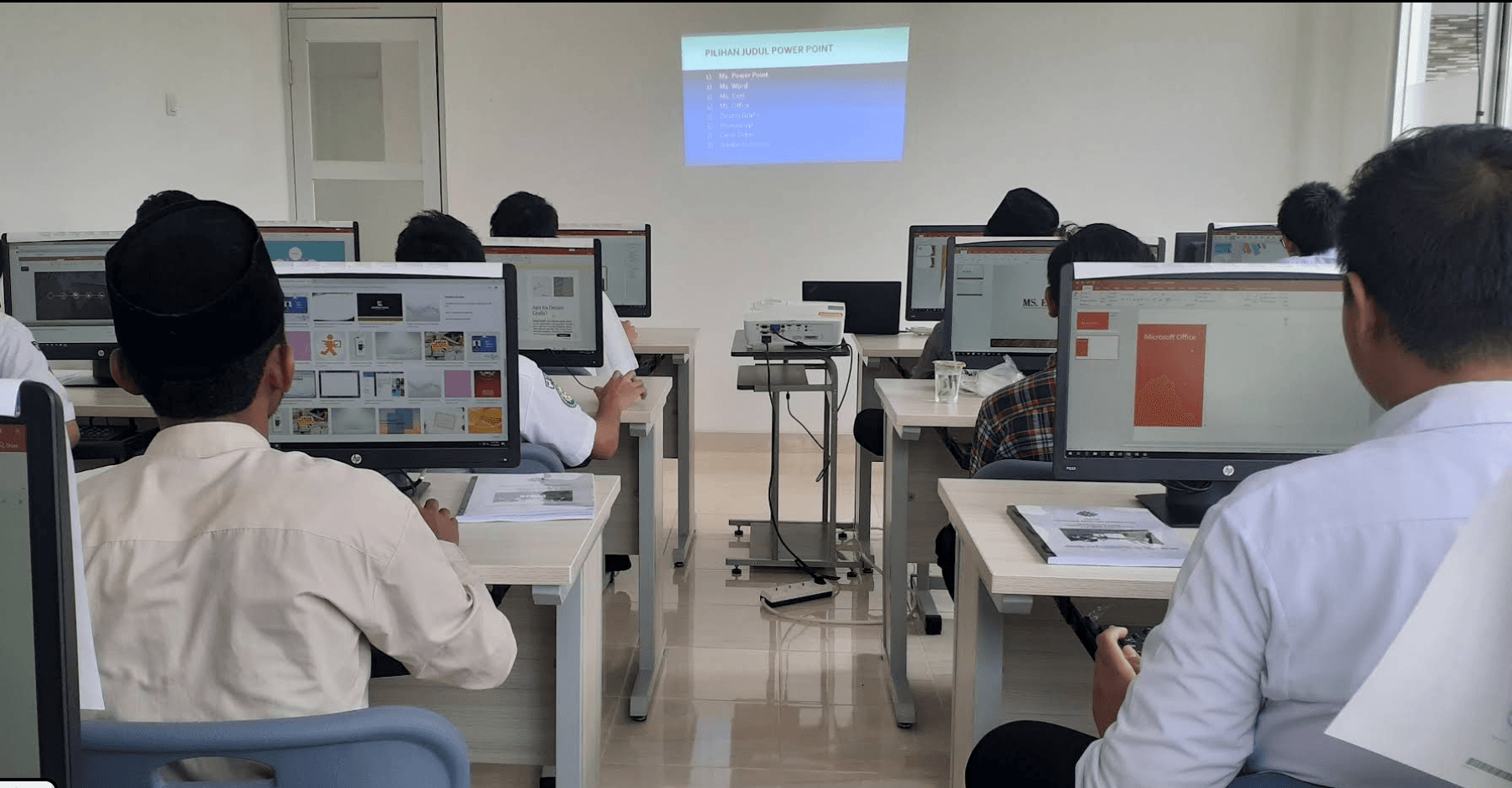 SMA Pesantren Cendekia Amanah Overview