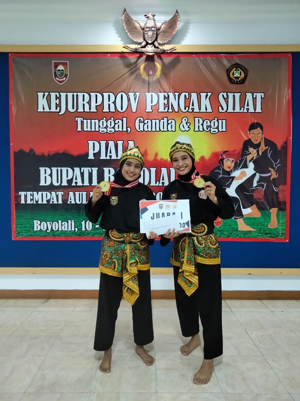 Juara I Pencak Silat Kelas Tanding Remaja Pagar Nusa
